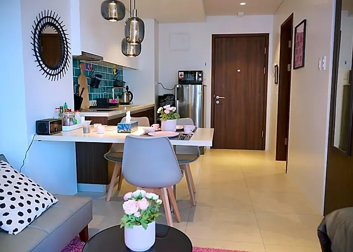 Chic Cozy At Tambuli Residences Ocean View By Dominik With Pool Balcony In Mactan Cebu