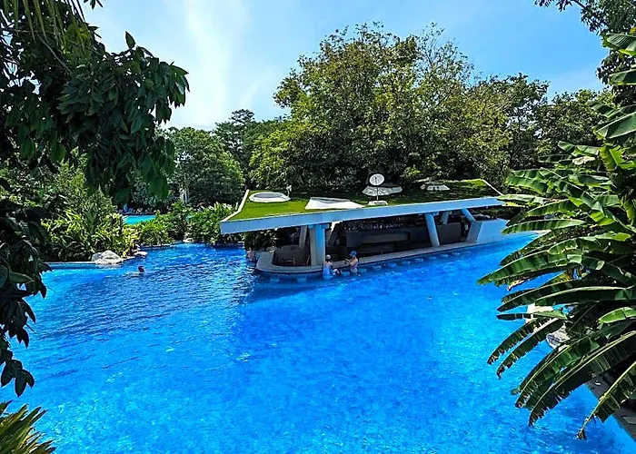 Chic Cozy At Tambuli Residences Ocean View By Dominik With Pool Balcony In Mactan Hotel 5*
