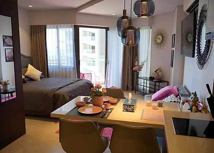 Hotel Chic Cozy At Tambuli Residences Ocean View By Dominik With Pool Balcony In Mactan Cebu