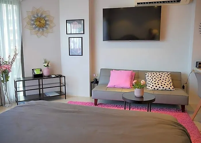 Hotel Chic Cozy At Tambuli Residences Ocean View By Dominik With Pool Balcony In Mactan Cebu